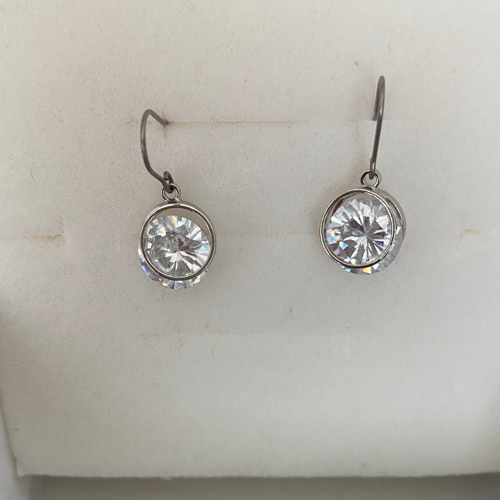 New Elegant Silver CZ Crystal Dangle Earrings